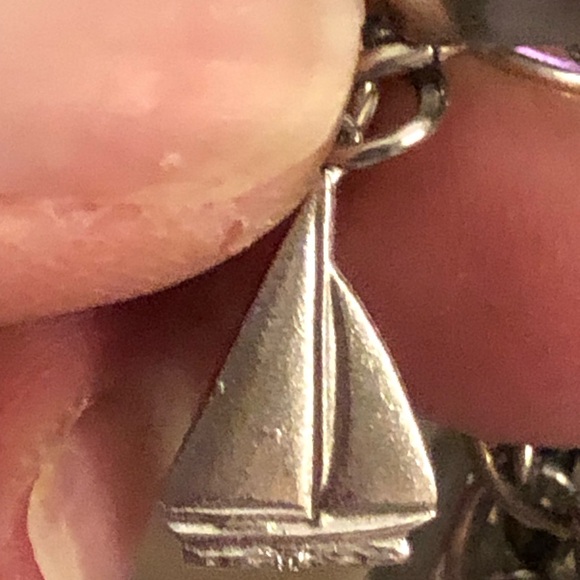 Vintage 24 charm Silver charm bracelet - Picture 13 of 15